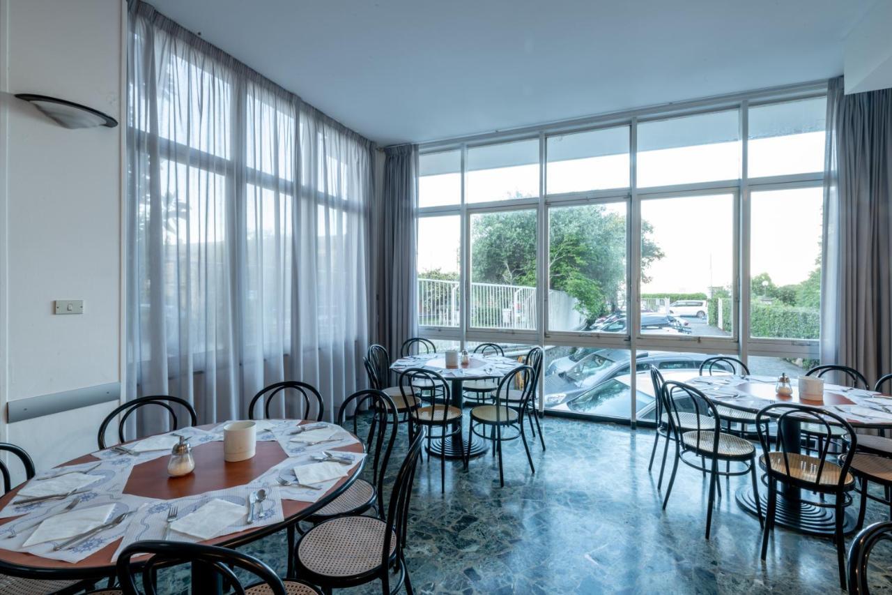 Real Park Hotel Cavi di Lavagna Luaran gambar