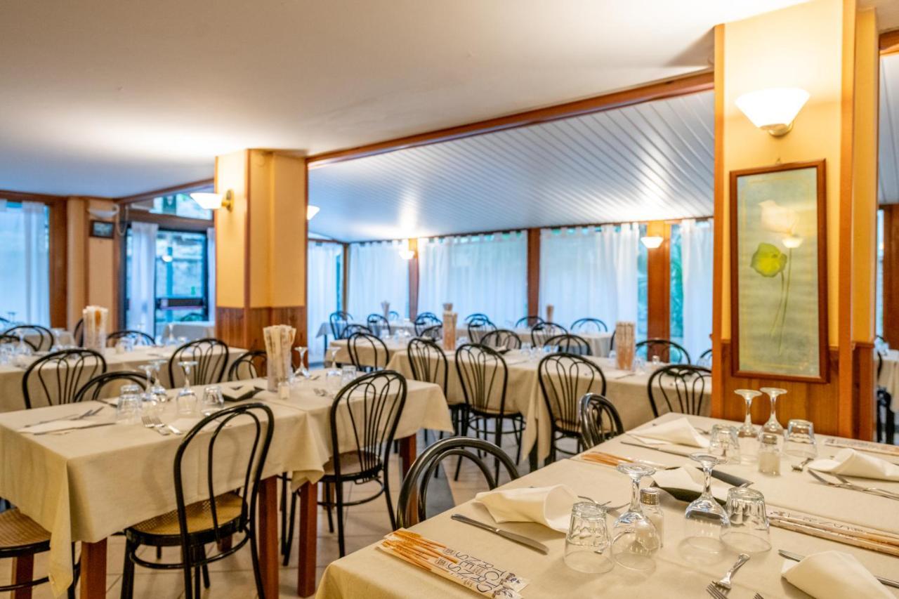 Real Park Hotel Cavi di Lavagna Luaran gambar