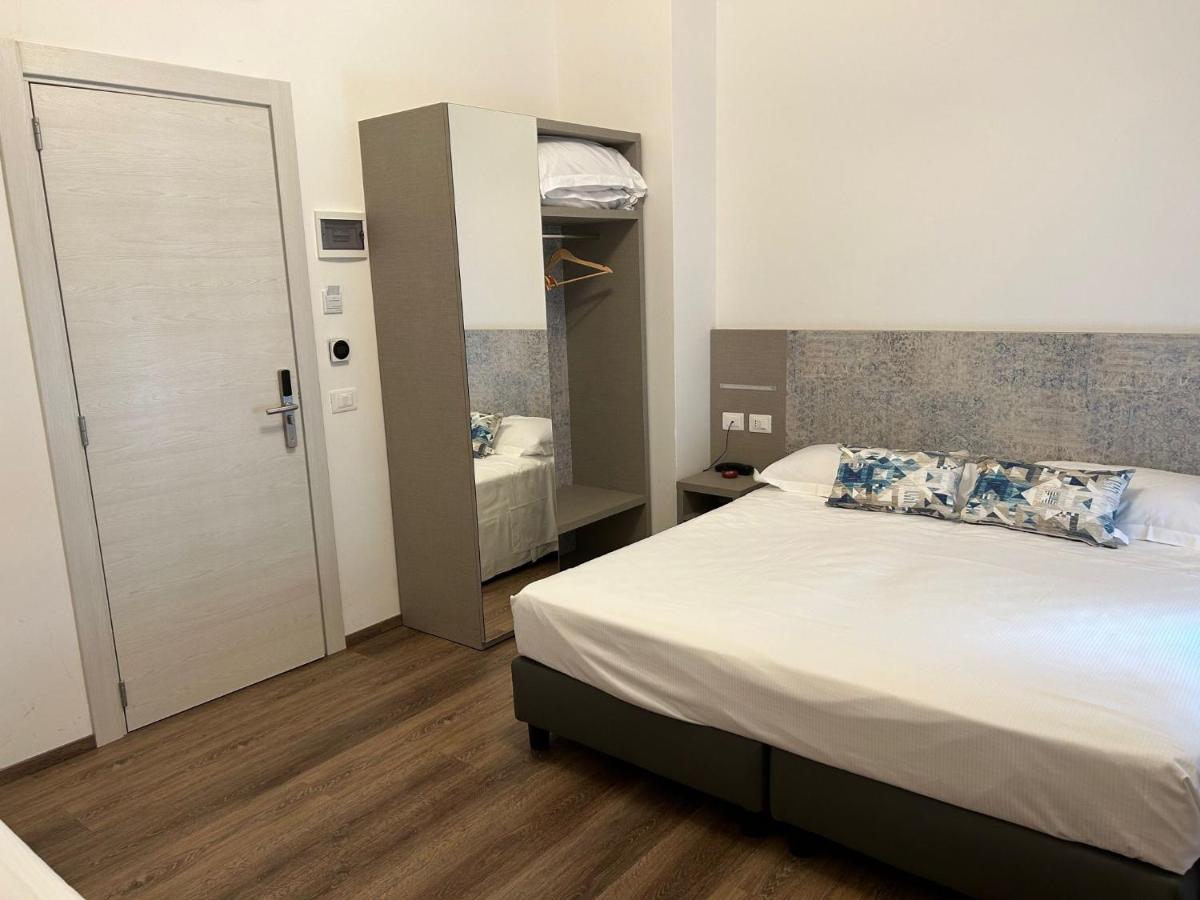 Real Park Hotel Cavi di Lavagna Luaran gambar
