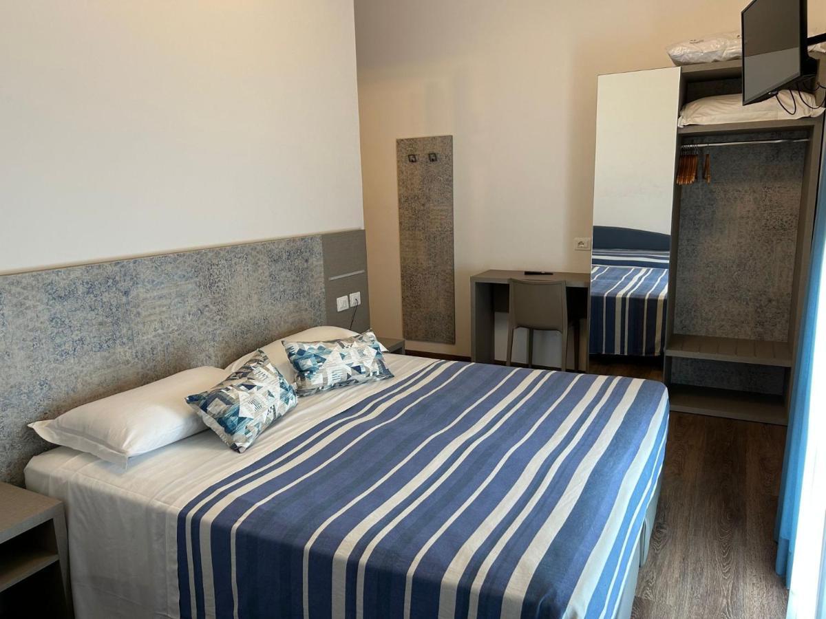 Real Park Hotel Cavi di Lavagna Luaran gambar