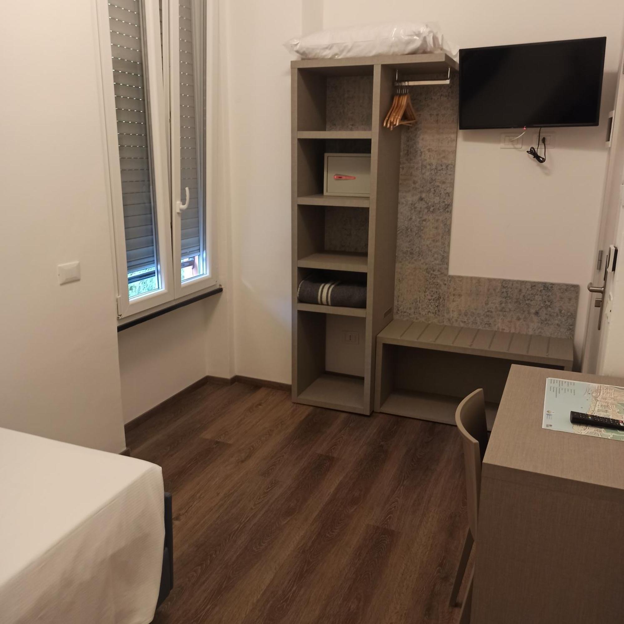 Real Park Hotel Cavi di Lavagna Bilik gambar
